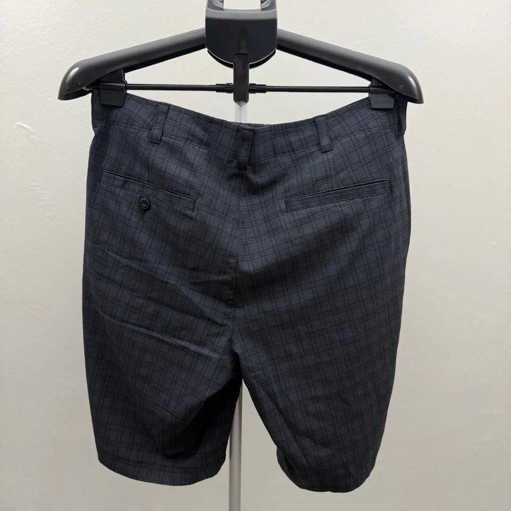 Ben Hogan Golf Shorts Men 34 Gray Plaid Performance Stretch Lightweight